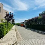 Debora, Lura 3 Gjiri I Lalezit
