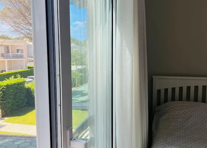 Vakantiehuis Debora, Lura 3 Gjiri I Lalezit *