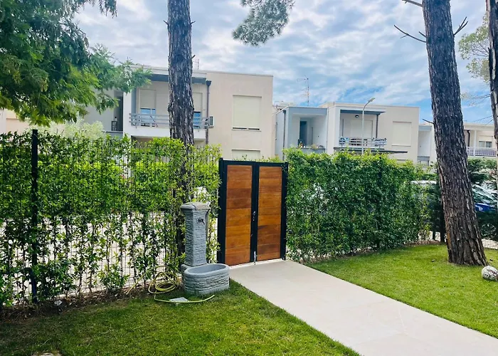 Debora, Lura 3 Gjiri I Lalezit * Plazhi San Pietro