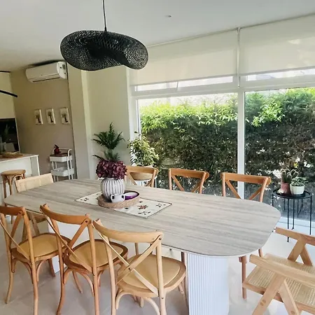 Vakantiehuis Debora, Lura 3 Gjiri I Lalezit