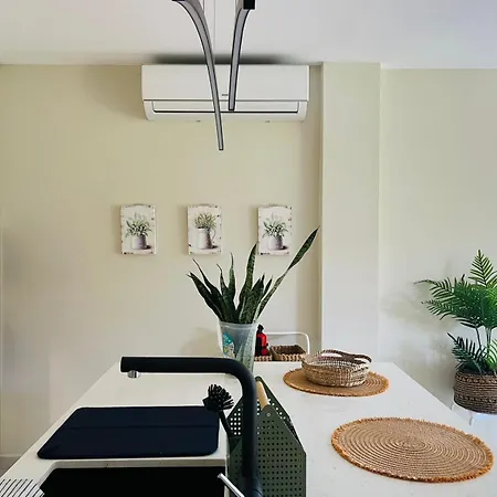 Vakantiehuis Debora, Lura 3 Gjiri I Lalezit
